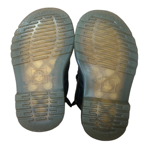 DR. MARTENS 1460 PATENT LAMPER Kids Sz 5 - Picture 2 of 7